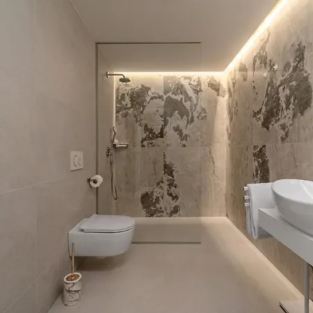 Beachfront Erce With Private 40sqm Heated Pool, A Gym, 7 En-suite Bedrooms, A Rooftop Terrace, 2 Living Areas