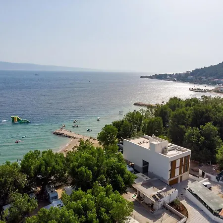 Beachfront Erce: Luxury Seaside Retreat With Private Pool And Rooftop Terrace * Duce