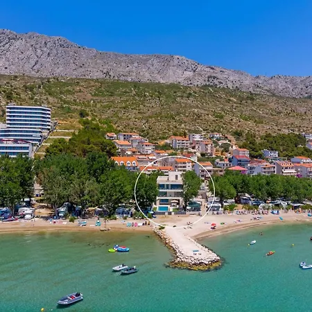 Beachfront Erce: Luxury Seaside Retreat With Private Pool And Rooftop Terrace *